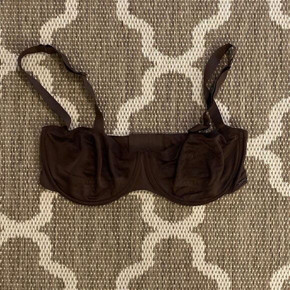 Skims No Show unlined Balconette Bra size 38DD - Picture 1 of 7